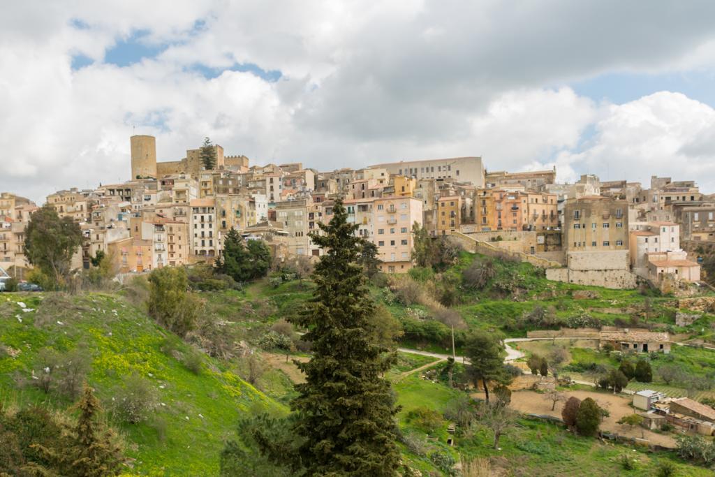 Halicia Vacanze Salemi ภายนอก รูปภาพ